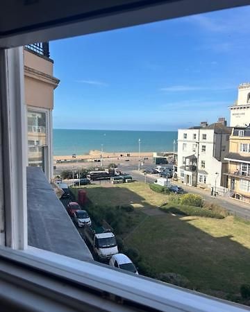 Garden Square Central 2 Bed & Sea-View Apartment Brighton Bagian luar foto