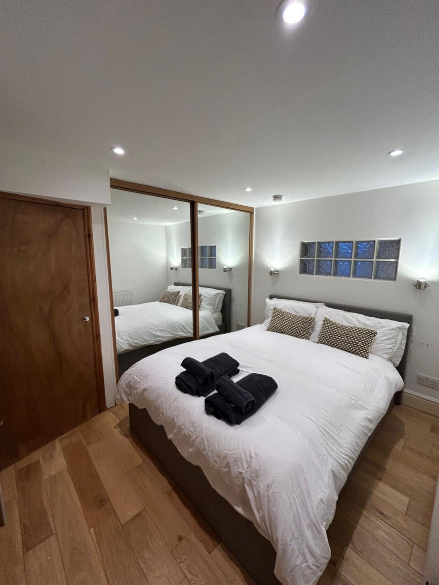 Garden Square Central 2 Bed & Sea-View Apartment Brighton Bagian luar foto
